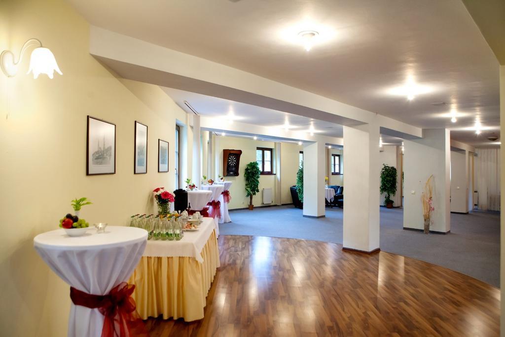 Hotel Golfer Kremnica Ngoại thất bức ảnh
