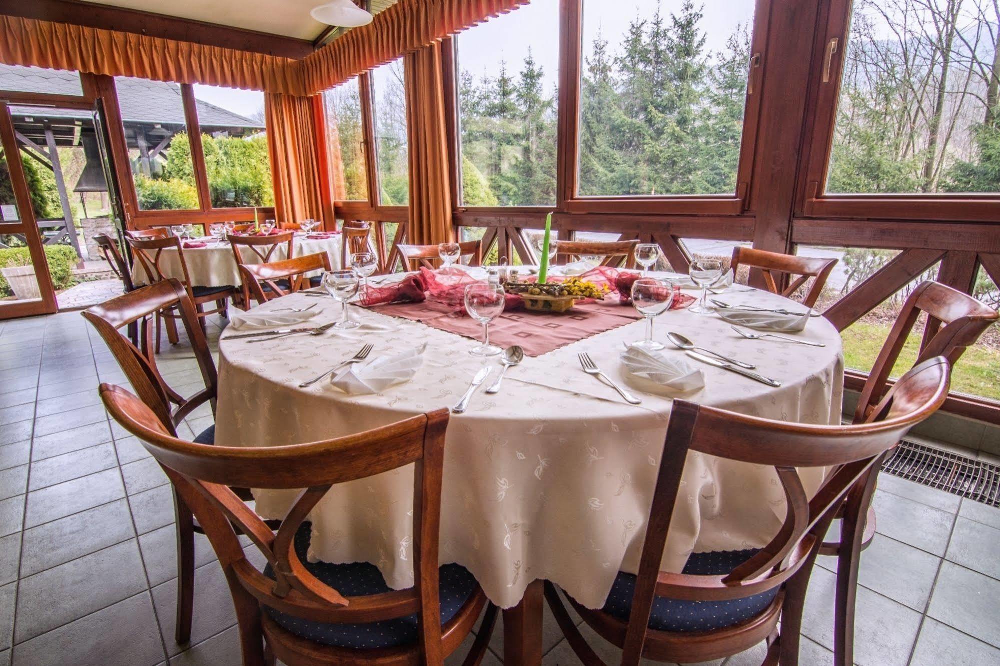 Hotel Golfer Kremnica Ngoại thất bức ảnh