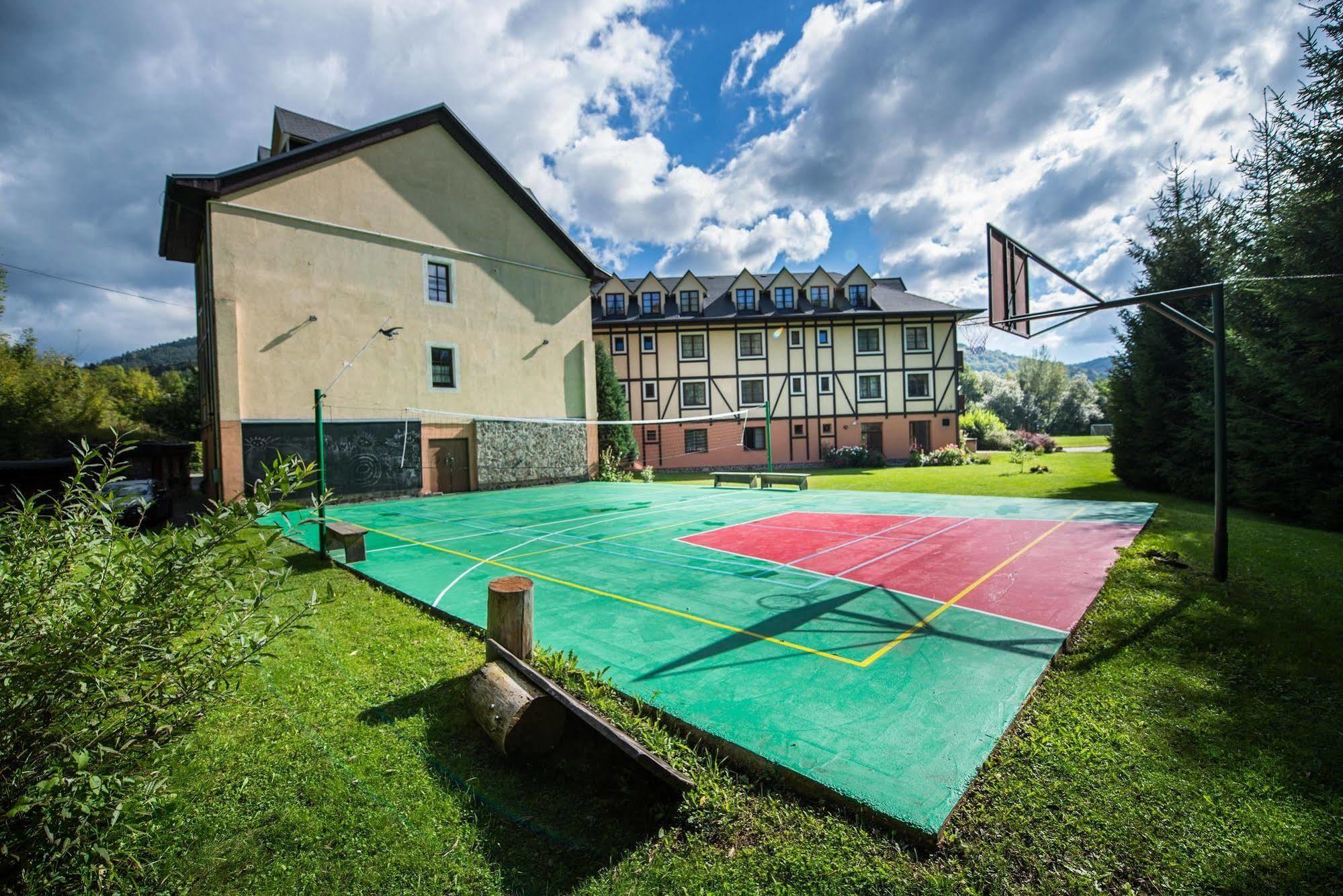 Hotel Golfer Kremnica Ngoại thất bức ảnh