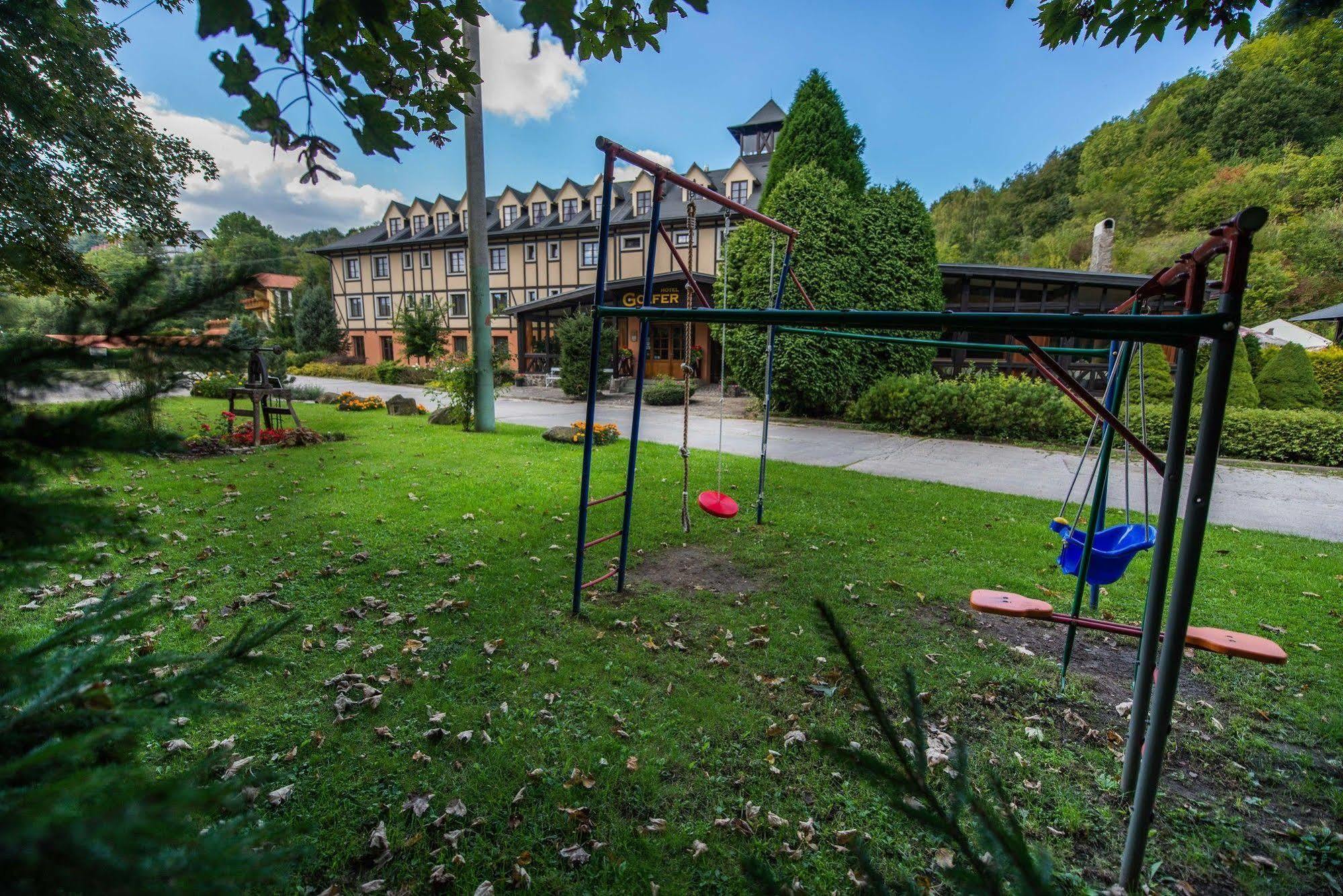 Hotel Golfer Kremnica Ngoại thất bức ảnh