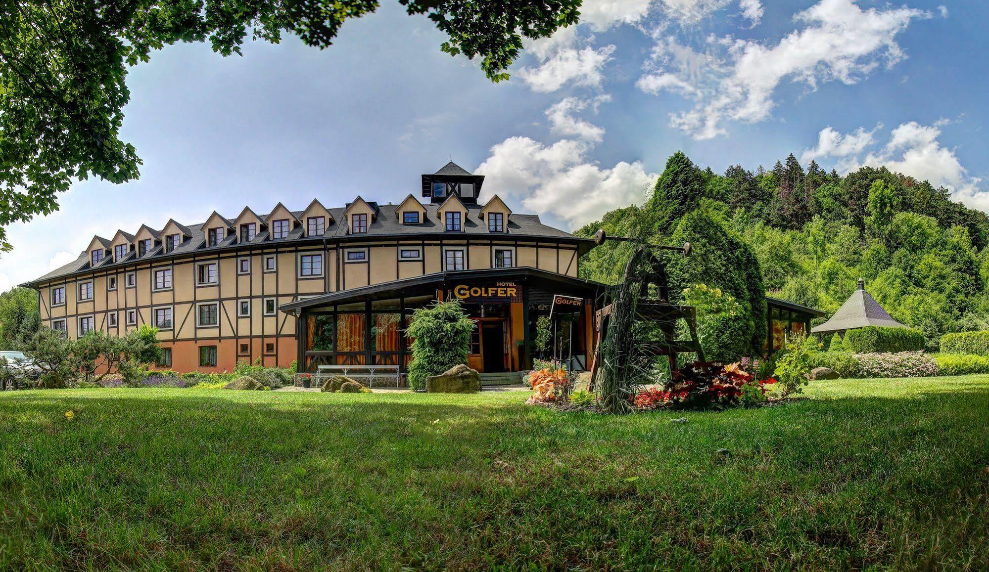 Hotel Golfer Kremnica Ngoại thất bức ảnh