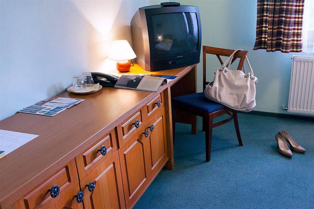 Hotel Golfer Kremnica Ngoại thất bức ảnh