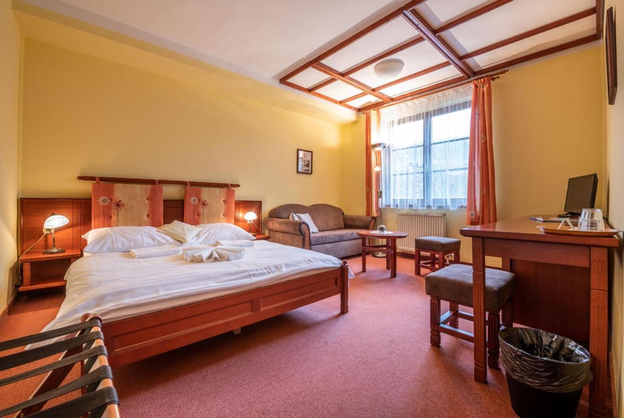 Hotel Golfer Kremnica Ngoại thất bức ảnh